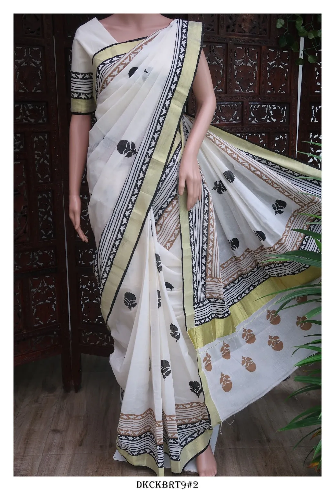 Ambili , Hand Block Printed Kerala Cotton Saree with Blouse -KIA001KSOA