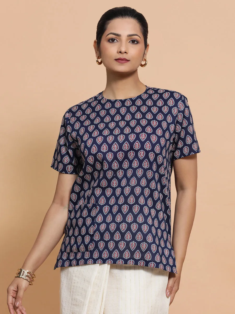 Vaishnavi x Rozaana | Short Sleeves Cotton Saree Blouse in Indigo Blue Spade Block Print Fabric